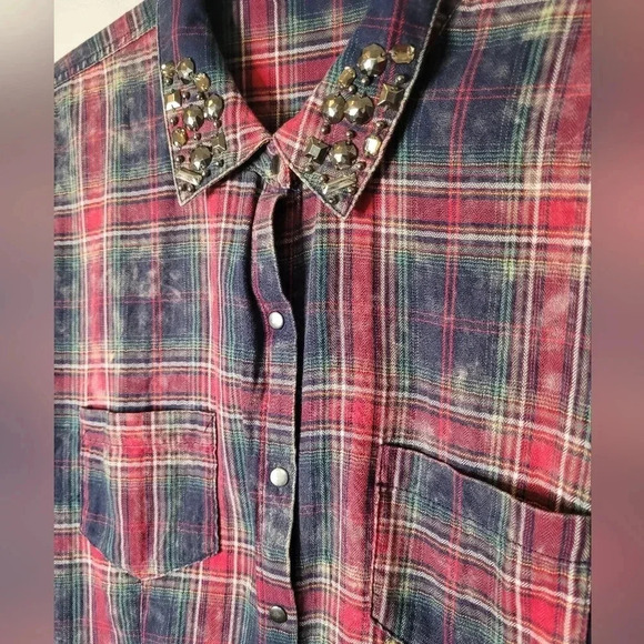 MAURICES Wmns XL Rustic red plaid jeweled collar Snap Shirt Western Rodeo - Picture 3 of 10